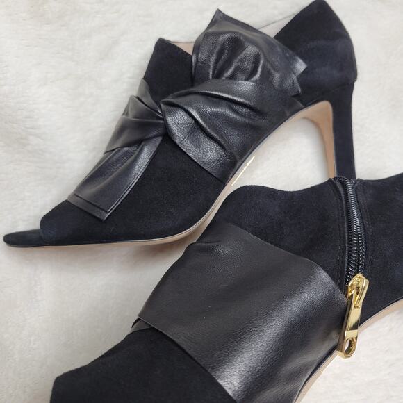 Louis et Cie Idola Suede Leather Bow Peep Toe High Heeled Gold Zip Bootie✨️8.5 - Picture 13 of 16